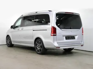 Mercedes-Benz  4