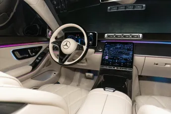 Mercedes-Benz  7