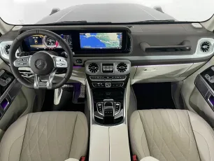 Mercedes-Benz  10
