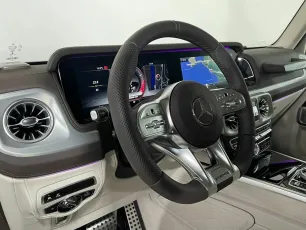 Mercedes-Benz  14