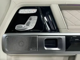 Mercedes-Benz  24