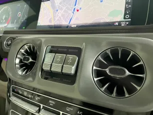 Mercedes-Benz  31