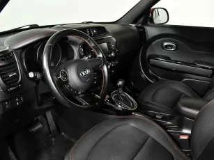 Kia  10