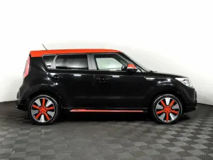 Kia  4