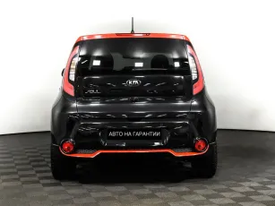 Kia  6