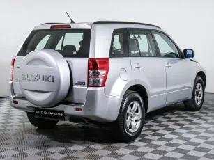 Suzuki  4