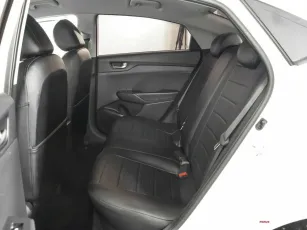 Hyundai  11