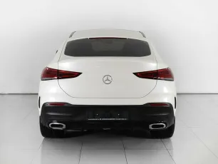 Mercedes-Benz  4