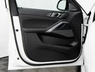 BMW  17