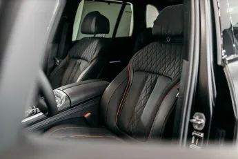 BMW  15