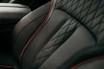 BMW  19