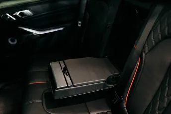 BMW  27