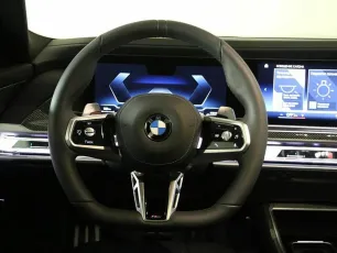 BMW  20