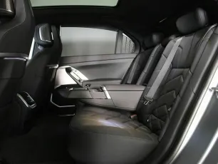 BMW  23