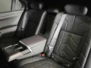 BMW  24