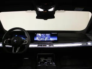 BMW  6