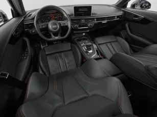 Audi  9