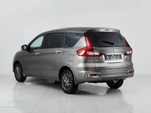Suzuki  4