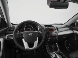 Kia  11