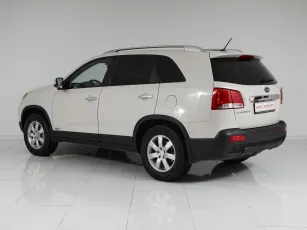 Kia  5