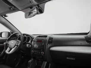 Kia  9