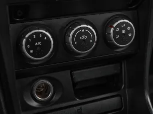 Nissan  11