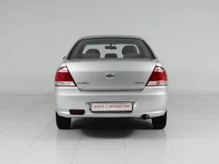 Nissan  6