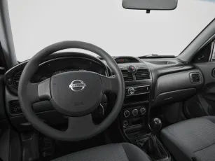 Nissan  9