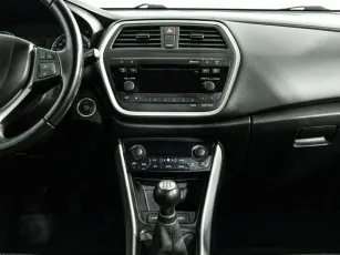 Suzuki  8