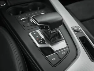 Audi  16