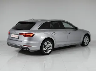 Audi  5