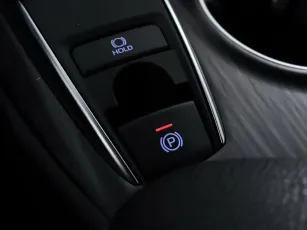 Toyota  17