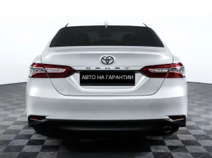 Toyota  6