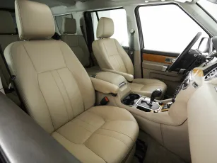 Land Rover  11