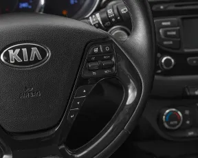 Kia  12