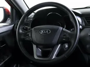 Kia  12