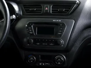 Kia  13