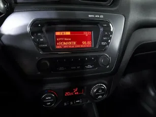 Kia  14