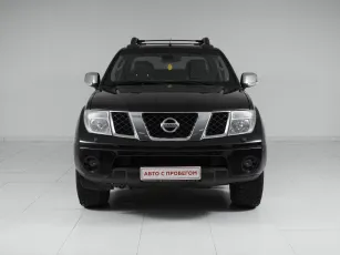 Nissan  2