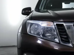Nissan  7