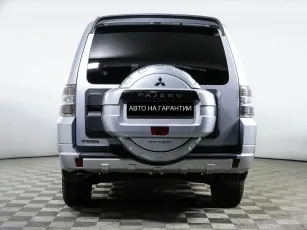 Mitsubishi  4