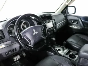 Mitsubishi  6