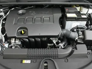 Toyota  9