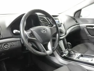 Hyundai  9