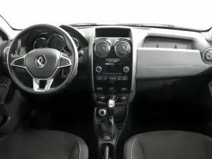 Renault  6