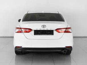 Toyota  5