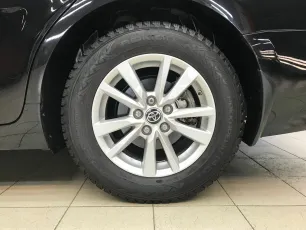 Toyota  8