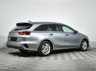 Kia  3