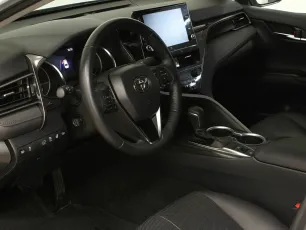 Toyota  11
