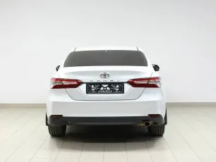 Toyota  5